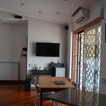 Attico Con Pergotenda * Ciampino