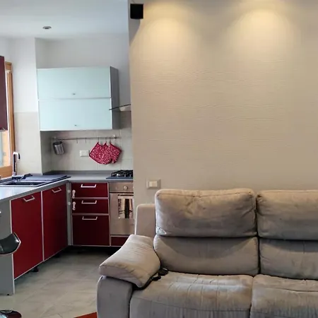 Apartment Attico Con Pergotenda