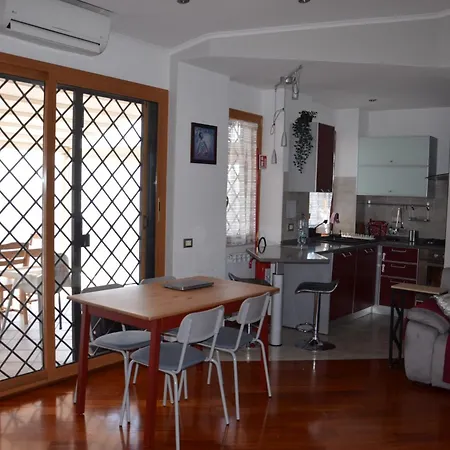 Attico Con Pergotenda *